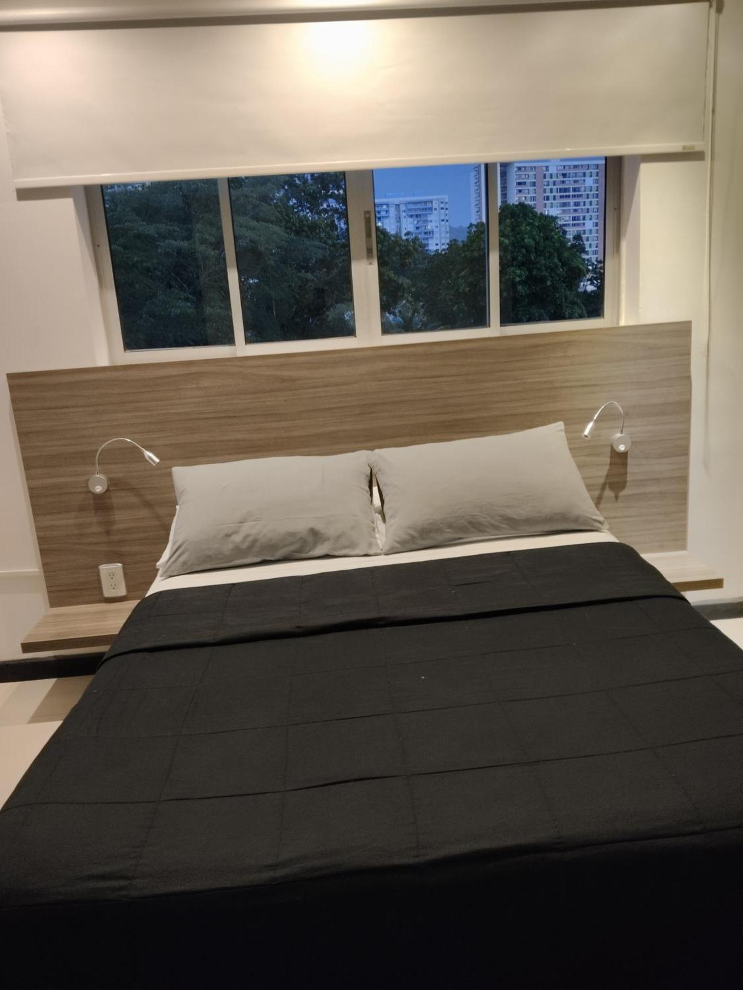 Hotel Premium House Floridablanca Bagian luar foto