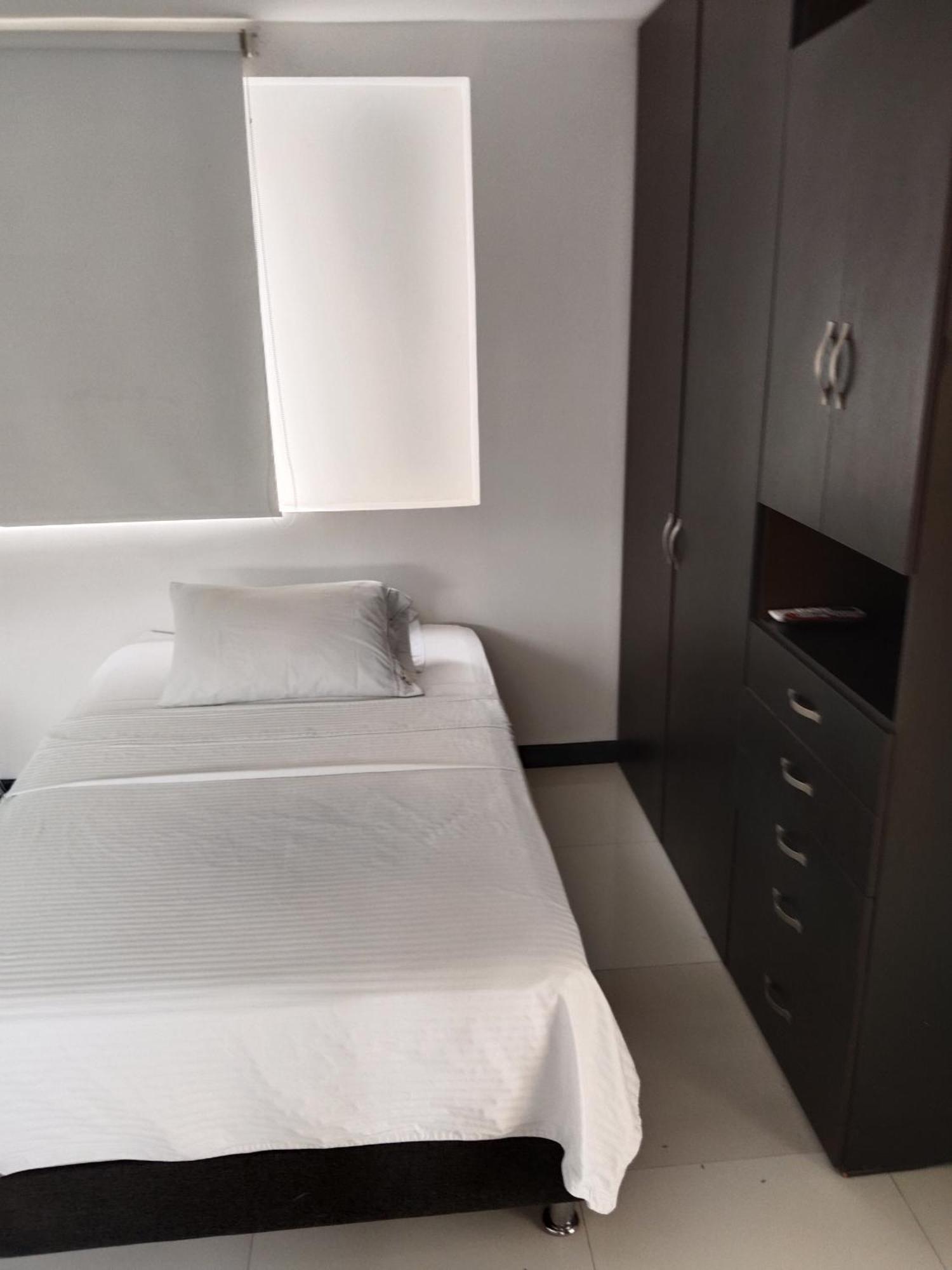 Hotel Premium House Floridablanca Bagian luar foto