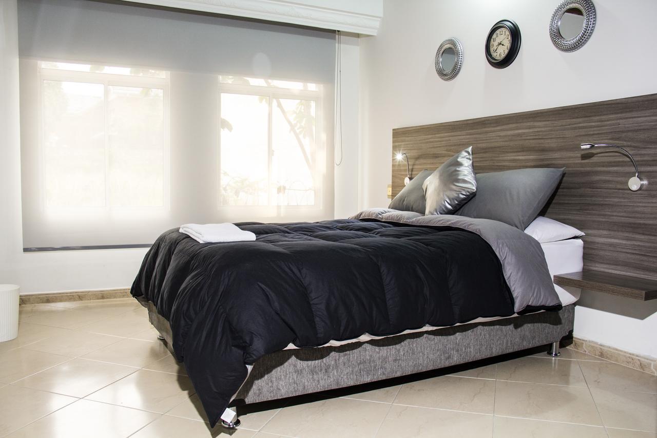 Hotel Premium House Floridablanca Bagian luar foto