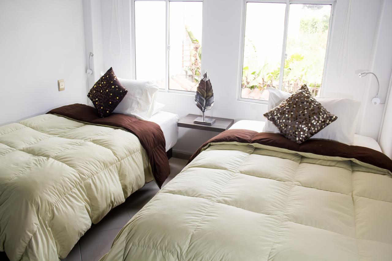 Hotel Premium House Floridablanca Bagian luar foto