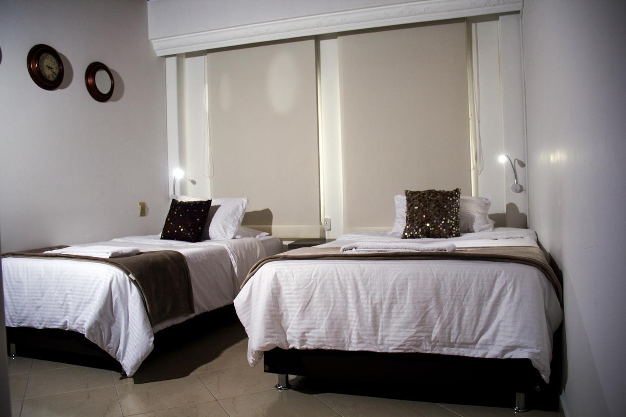 Hotel Premium House Floridablanca Bagian luar foto