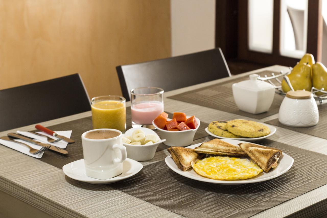 Hotel Premium House Floridablanca Bagian luar foto